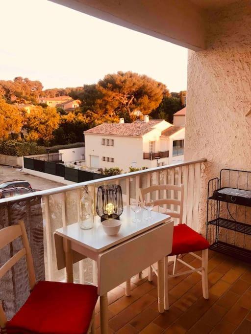 Au Calme A 2Min Mer Parking Balcon Wifi Clim! Six-Fours-les-Plages Zewnętrze zdjęcie