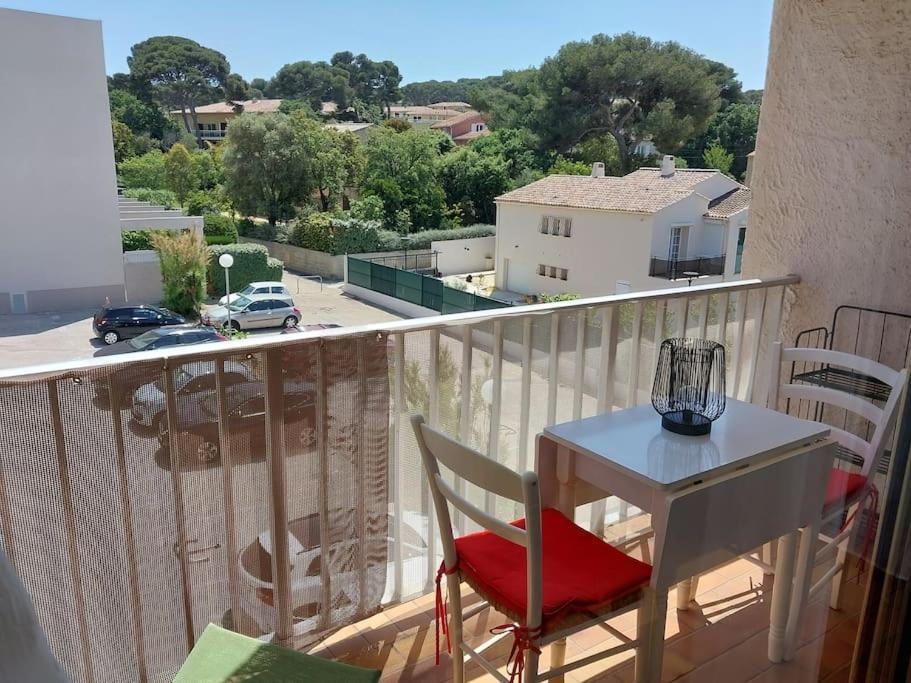 Au Calme A 2Min Mer Parking Balcon Wifi Clim! Six-Fours-les-Plages Zewnętrze zdjęcie